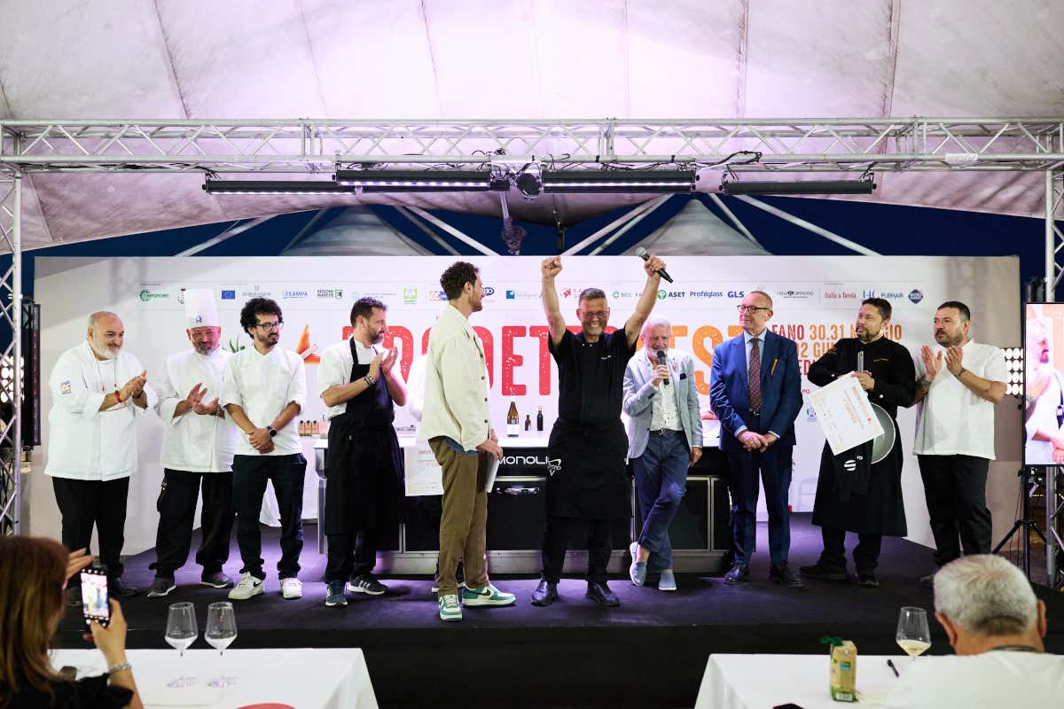 Chef Giuseppe Bizioli, vincitore del titolo 2025 col suo Ciuppin ligure